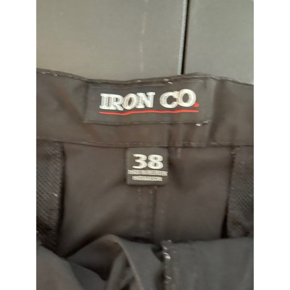 Iron Co  Belted Stretch Performance Hybrid Cargo Shorts Black   Size 38 - Picture 3 of 6